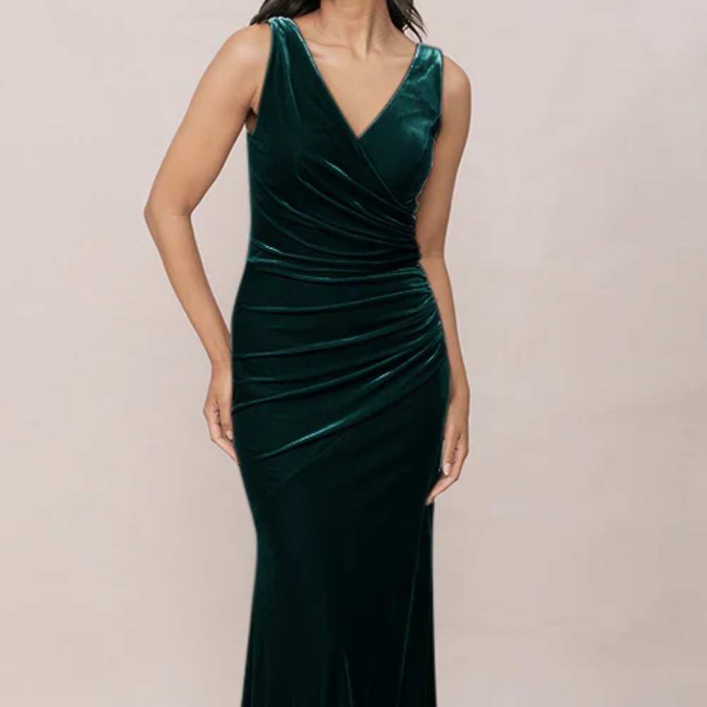 Revelry Sleeveless Green Velvet V-Neck Ruched Side Dawson Maxi Dress